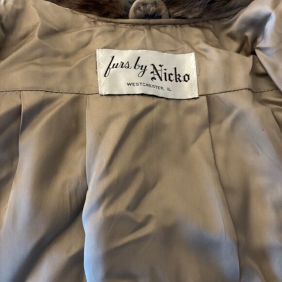 Vintage Beige Fur Coat - Picture 6 of 9